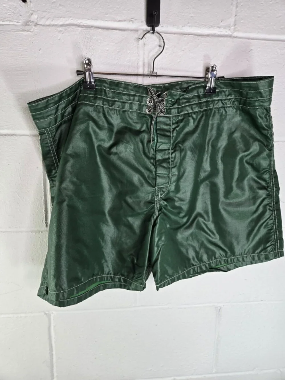 Birdwell Beach Briches Mens Green Swim Trunks Surf California EUC